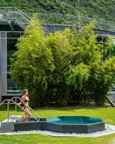 Splash Spa HP Gallery1