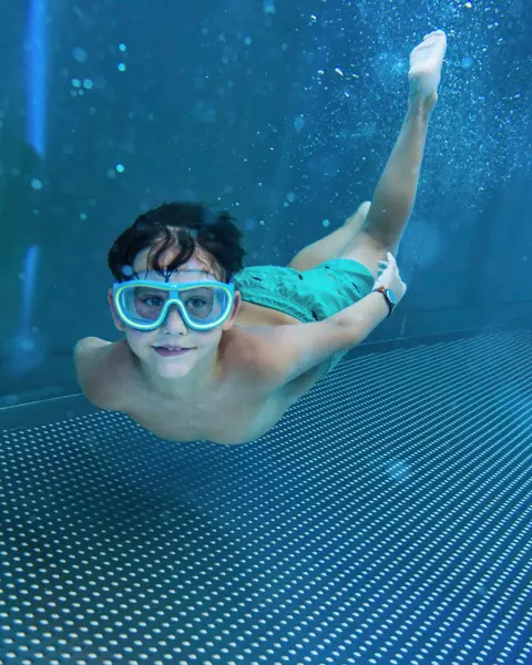 Splash Spa 8 Kids 233