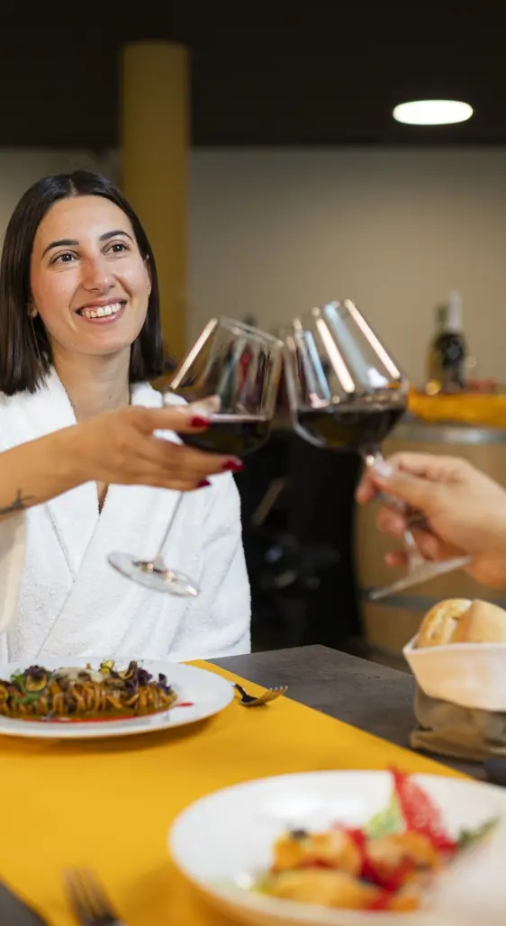 Lounge Bar & Restaurant | Splash & Spa Tamaro
