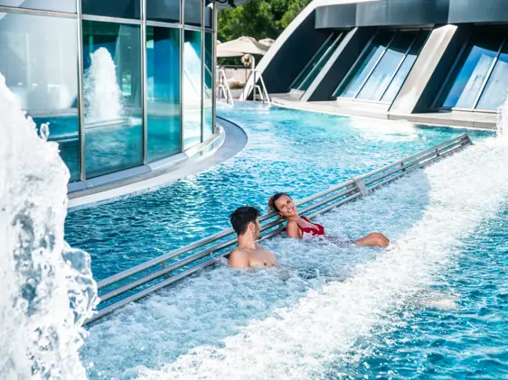 Splash Spa 2 8 A7R07150