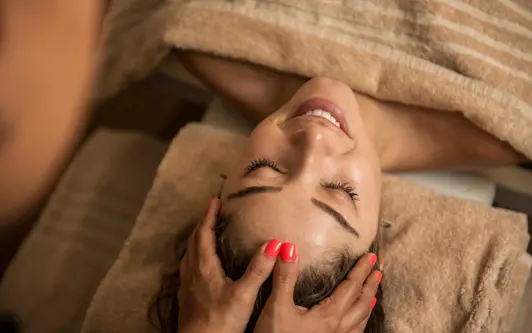 Massaggio viso Splash e Spa Tamaro